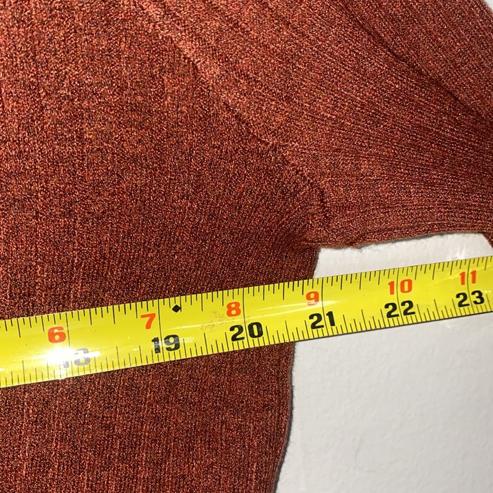 🛍️Adorable NWT Women's Fine Gauge Ribbed Button up Cardigan! - Picture 7 of 8